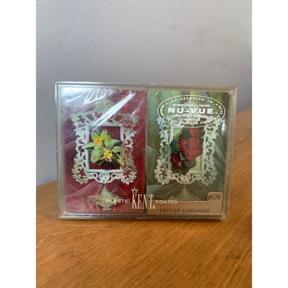 Kent Plastic-Coated Nu-Vue Vtg Playing Cards 2 Decks SEALED USA Velvet Corsages - Picture 6 of 7